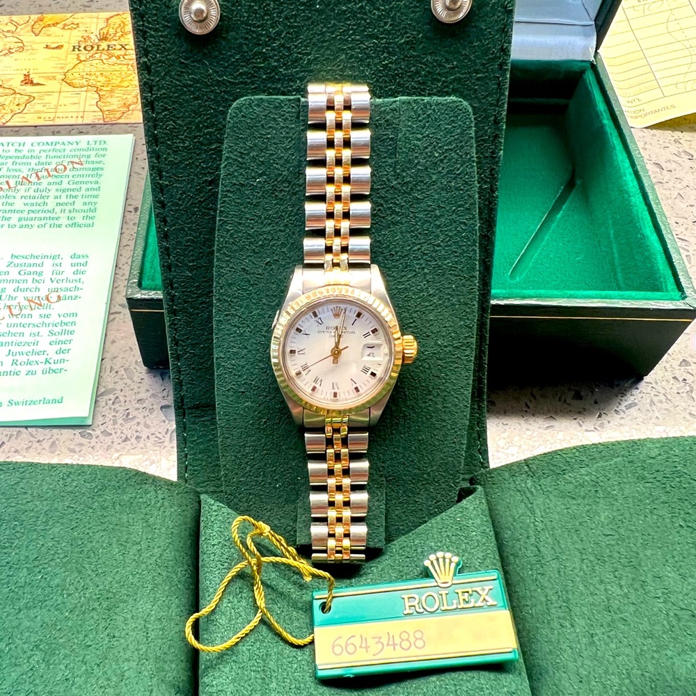 Ladies Rolex Oyster Perpetual Datejust Watch